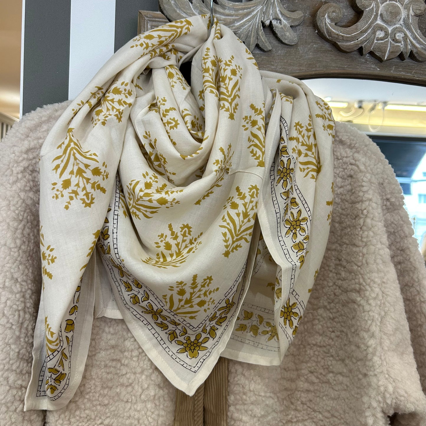 Grand foulard Galatie Écru