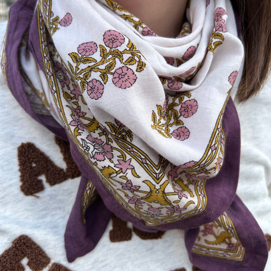 Grand foulard Antigone