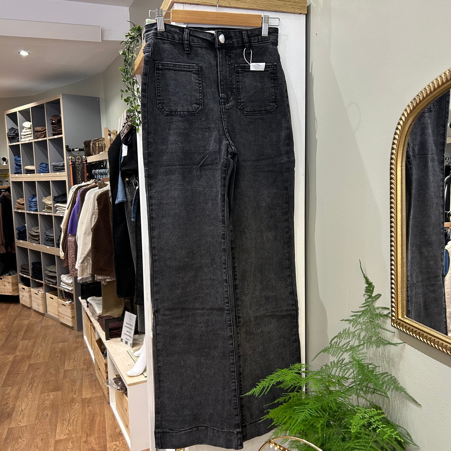 Jean Elliot Wide Leg